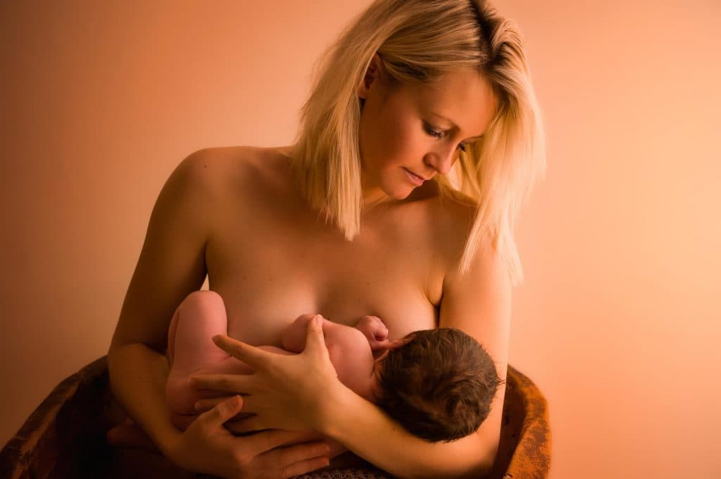 Newbornshooting Monika Kessler aus Vorarlberg zeigt Babyfotos