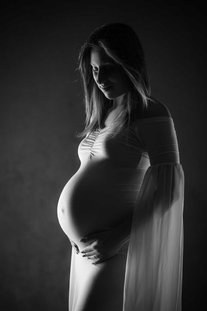Schwangerschaft Fotografie Monika Kessler aus Vorarlberg zeigt Babybauchfotos