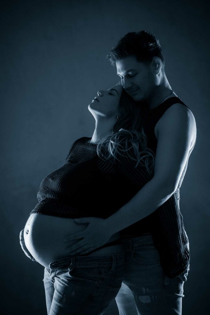 Babybauch Fotoshooting Monika Kessler aus Vorarlberg zeigt Babybauchbilder