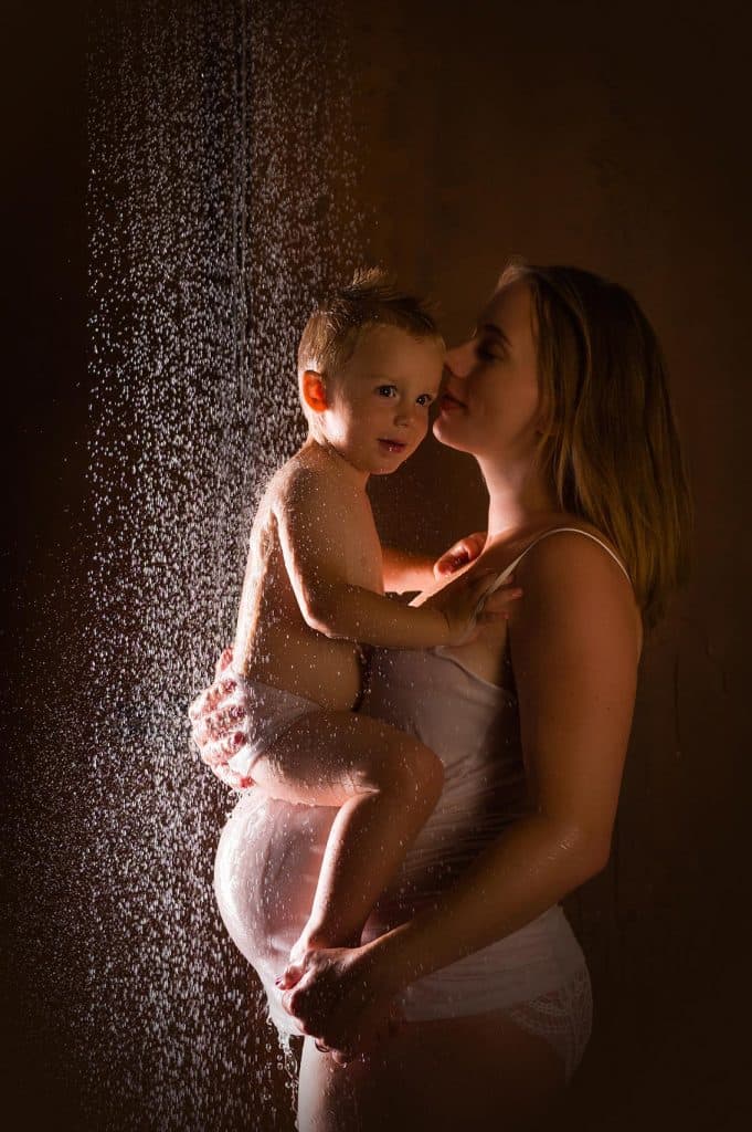 Monika Kessler Schwangerschaft Fotografie Vorarlberg zeigt Babybauchfotos